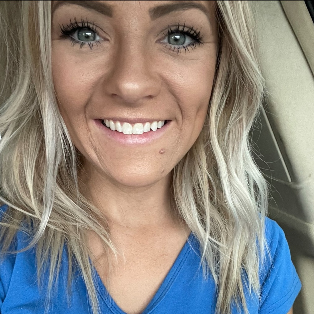 Meet your Posher, Lindsey